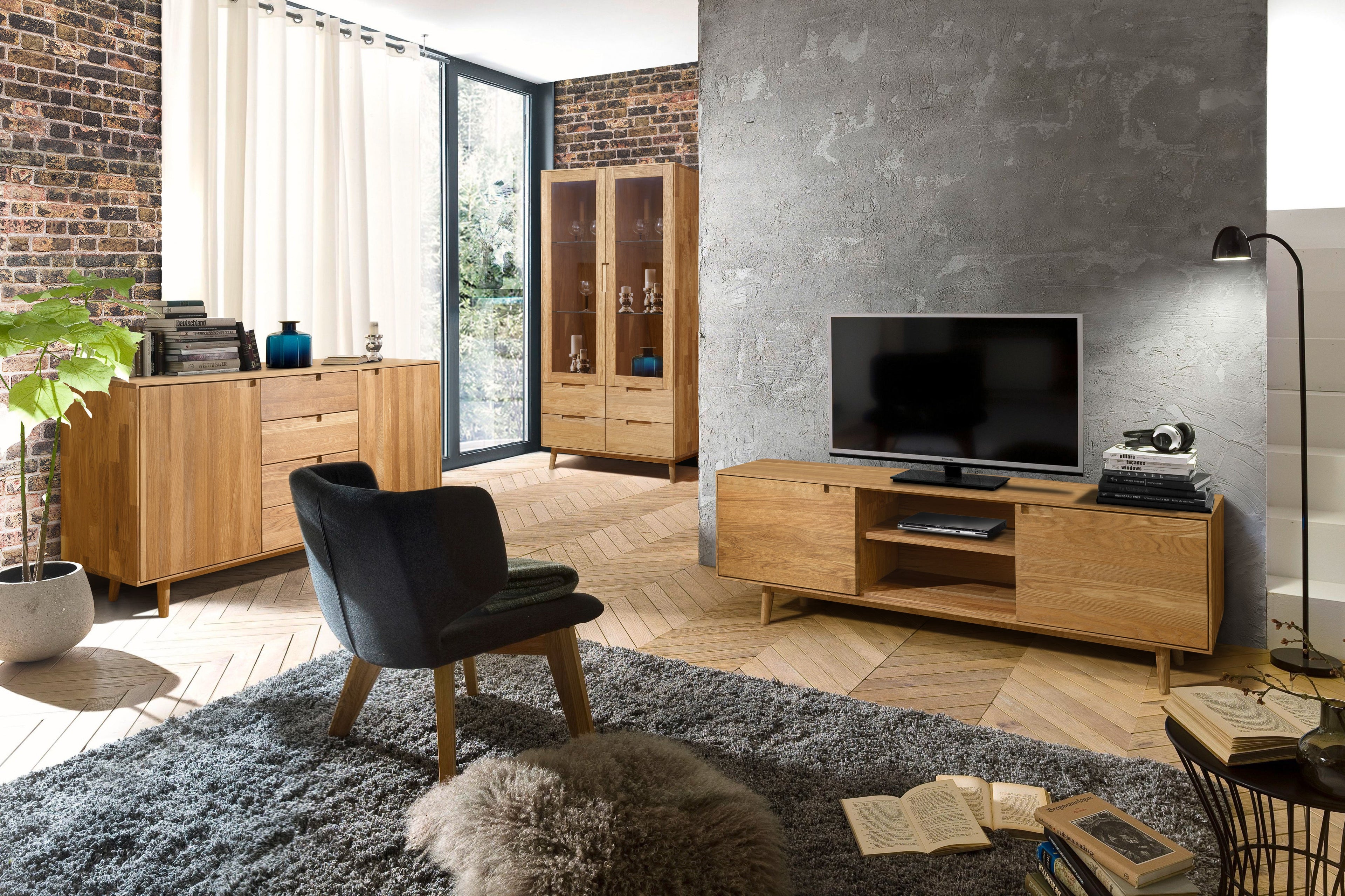 NordicStory, Möbel, Zuhause, Wohnzimmer, Massivholz, Eiche, TV-Schrank, Sideboard, Schrank, Vitrine