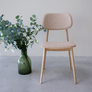 2er- oder 4er-Pack Varde-Esszimmerstühle, Gestell Eiche massiv, gepolstert