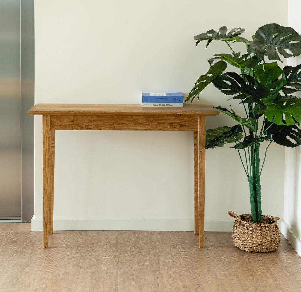 NordicStory Konsolentisch aus massivem Eichenholz
