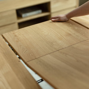 NordicStory Ausziehbarer Esstisch aus massivem Eichenholz