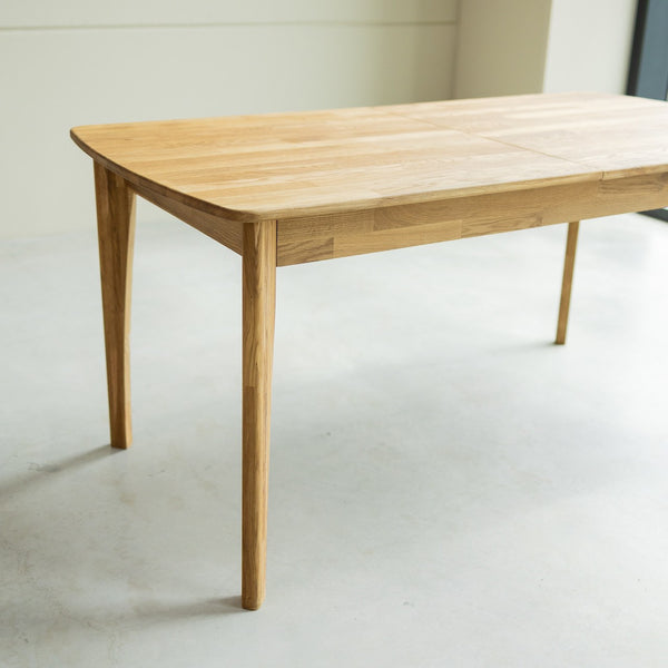 NordicStory Ausziehbarer Esstisch aus massivem, nachhaltigem Eichenholz