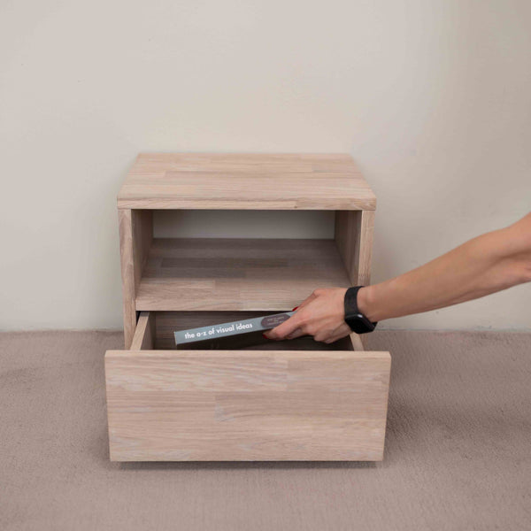 Roble.Store Nachttisch aus massivem Eichenholz