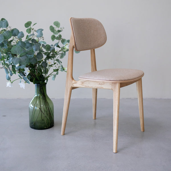 2er- oder 4er-Pack Varde-Esszimmerstühle, Gestell Eiche massiv, gepolstert