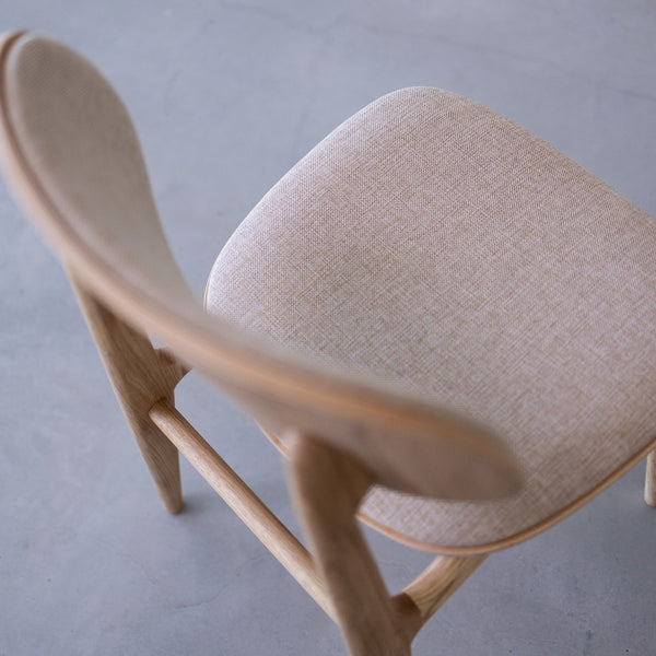 2er- oder 4er-Pack Varde-Esszimmerstühle, Gestell Eiche massiv, gepolstert