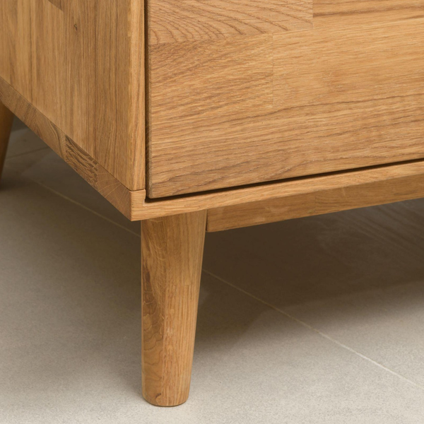 NordicStory Massiver Eichenschrank Vitrine