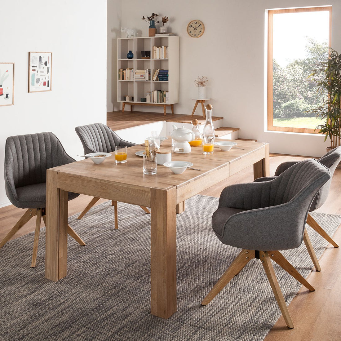 NordicStory Esstisch aus massiver Eiche