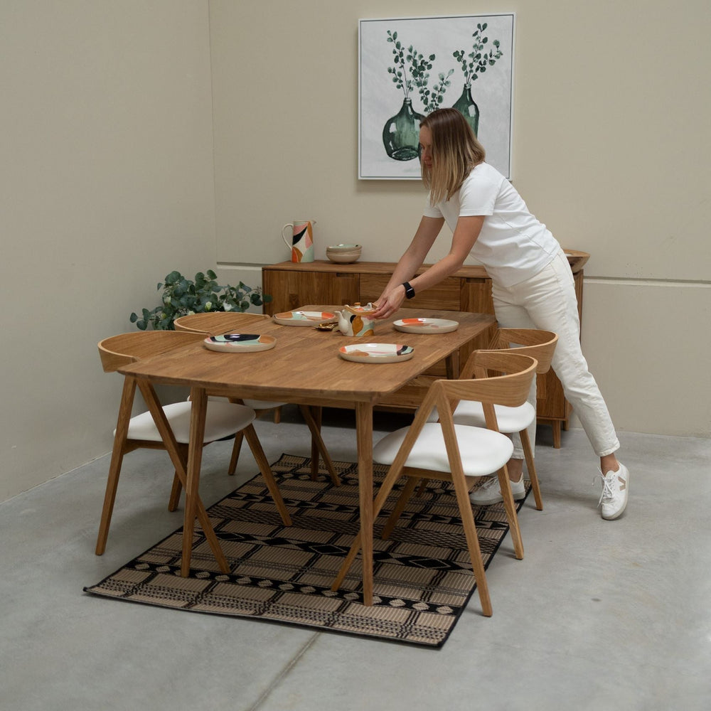 2er- oder 4er-Pack Oscar Esszimmerstühle Eiche massiv, gepolstert | VESKOR