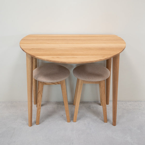 2er oder 4er Pack Massivholz-Esszimmerhocker Diana, gepolstert | NordicStory