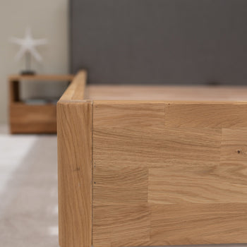 Eiche massiv Doppelbett Pola : NordicStory