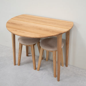 2er oder 4er Pack Massivholz-Esszimmerhocker Diana, gepolstert | NordicStory