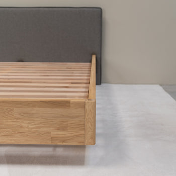 Eiche massiv Doppelbett Pola : NordicStory