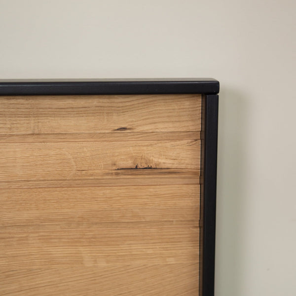 Bett aus massiver Eiche Runa | NordicStory