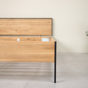 Bett aus massiver Eiche Runa | NordicStory