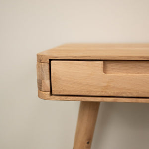 Schreibtisch aus massiver Eiche Escandi Atelier | NordicStory