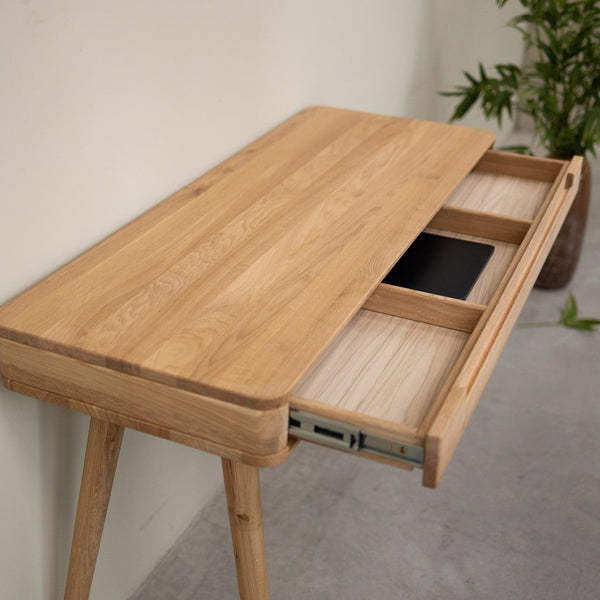 Schreibtisch aus massiver Eiche Escandi Atelier | NordicStory