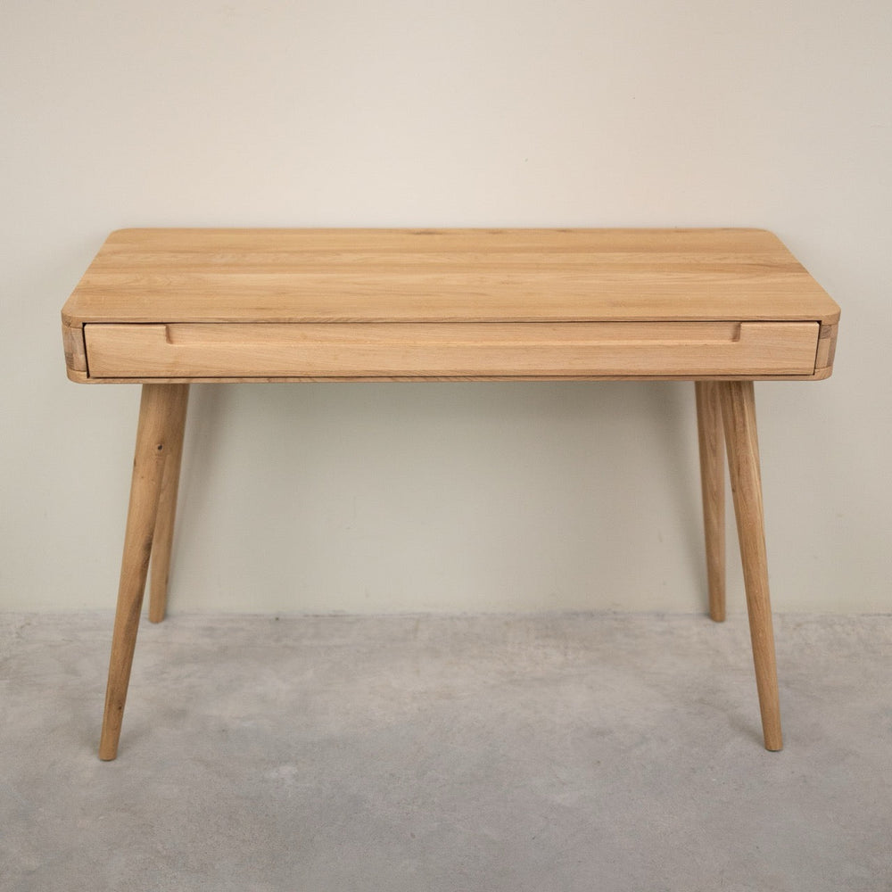 Schreibtisch aus massiver Eiche Escandi Atelier | NordicStory