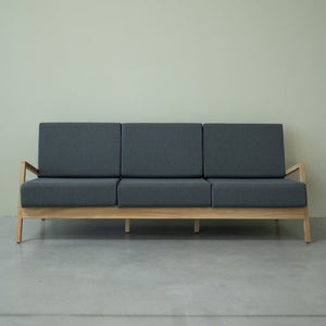 3-Sitzer-Sofa aus Massivholz Sweden | VESKOR