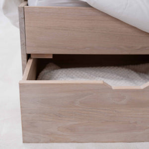 Bett aus massiver Eiche Sofia | NordicStory
