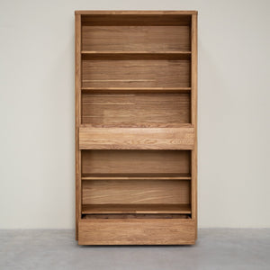Bücherregal mit 2 Schubladen aus massiver Eiche wood Elsa 2 | NordicStory