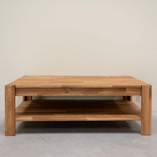 Couchtisch aus massiver Eiche Mauritz 4 | NordicStory
