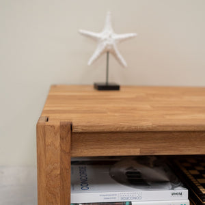 Couchtisch aus massiver Eiche Mauritz 4 | NordicStory