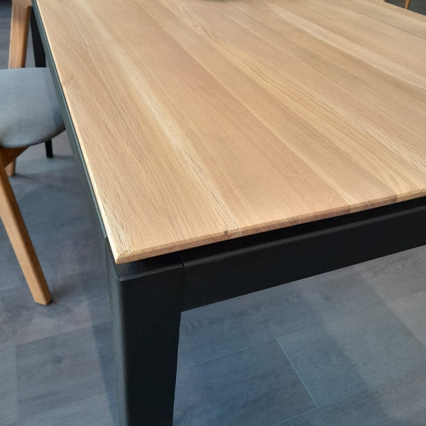 Esstisch aus massiver Eiche Madrid | VESKOR