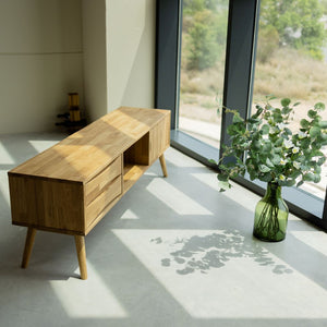 TV-Lowboard aus Massivholz Malmo | VESKOR
