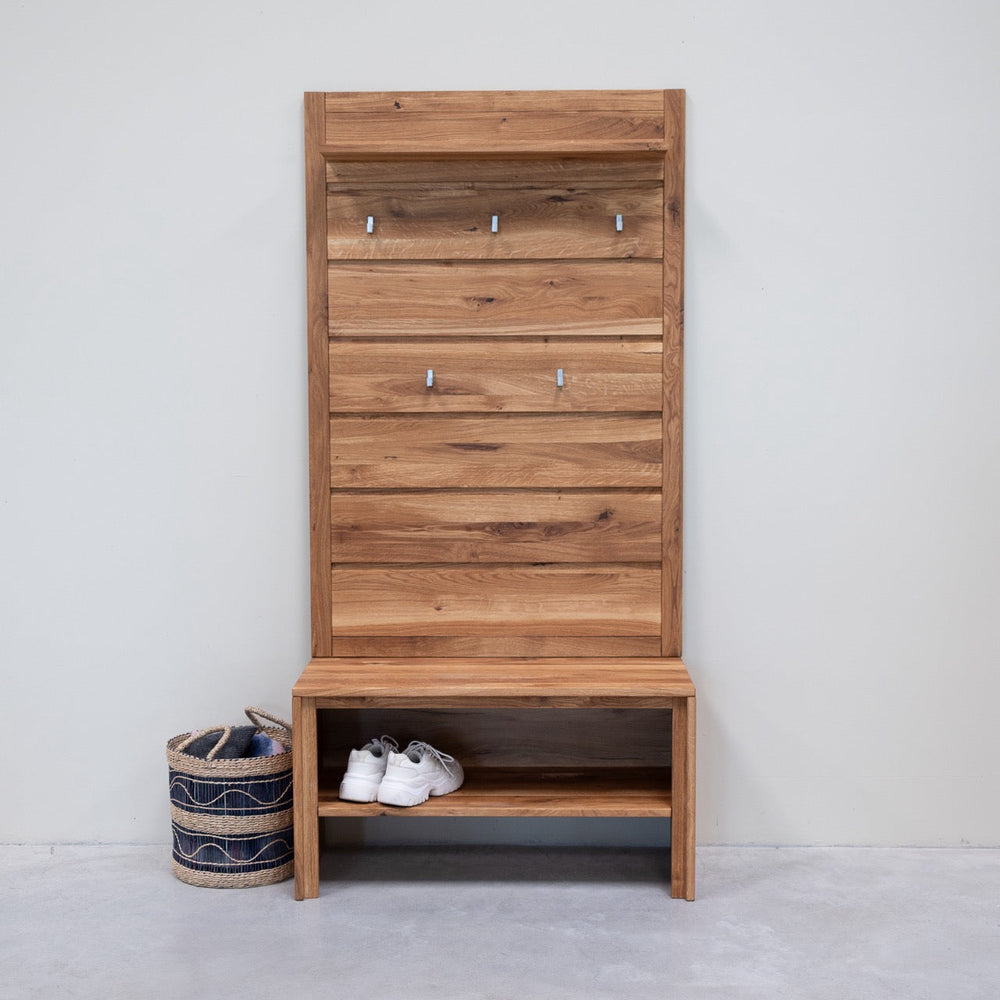 Wandgarderobe aus massiver Eiche Pola | NordicStory