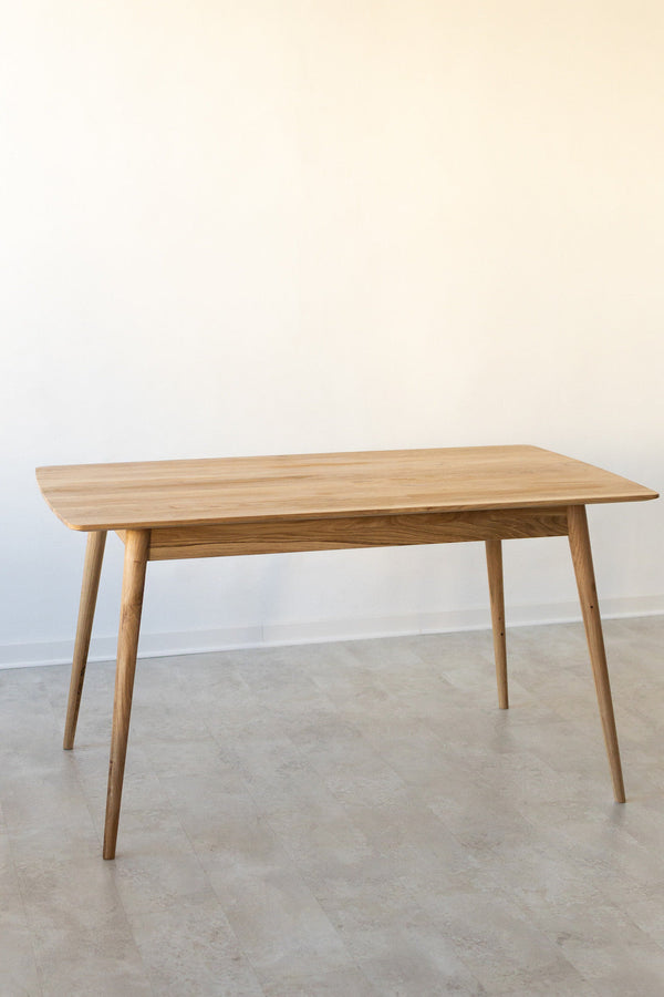 Rectangular dining table of solid oak wood Escandi 1 | NordicStory