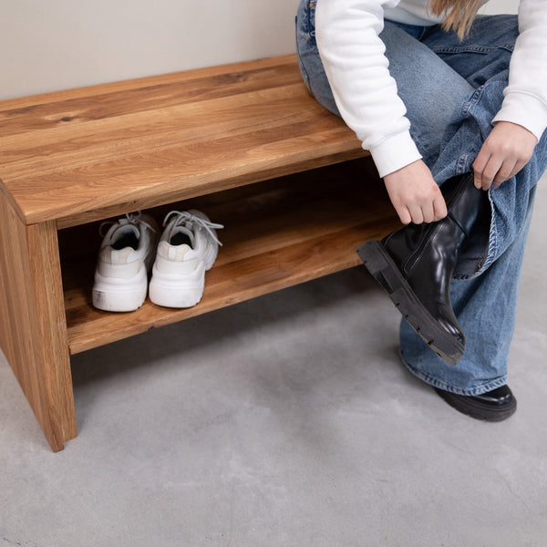 Schuhregal aus massiver Eiche Pola | NordicStory