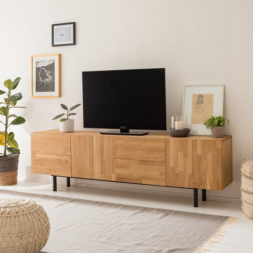 TV-Lowboard aus massiver Eiche Wardi | NordicStory