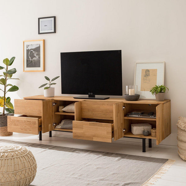 TV-Lowboard aus massiver Eiche Wardi | NordicStory