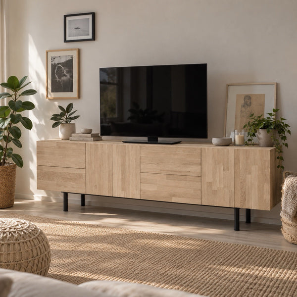 TV-Lowboard aus massiver Eiche Wardi | NordicStory