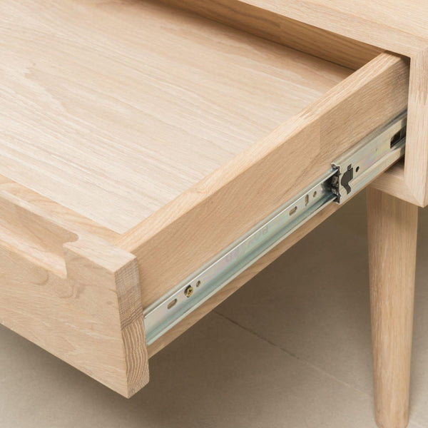 Couchtisch aus massiver Eiche Escandi 8 | NordicStory