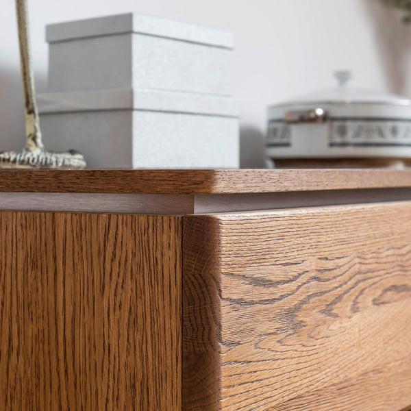 TV-Lowboard aus Eiche Montenegro 24 | LoftStory