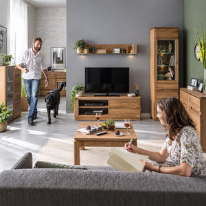 TV-Lowboard aus Eiche Montenegro 24 | LoftStory