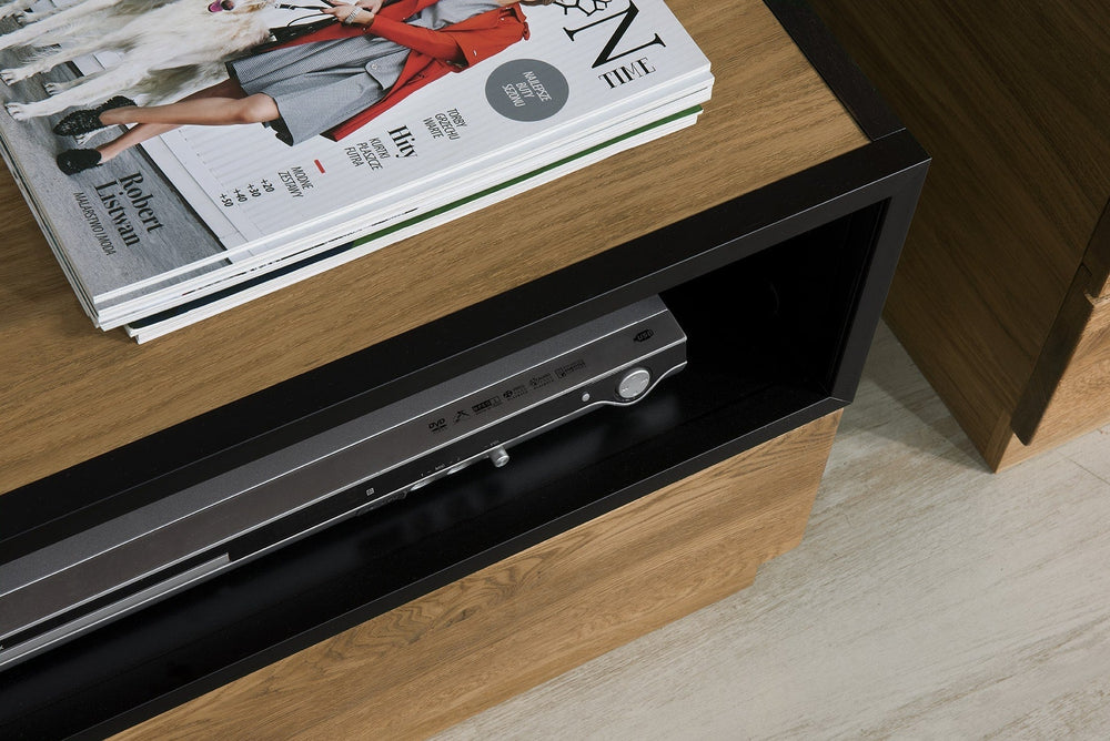 TV-Lowboard aus Eiche Mozaik 25 | LoftStory