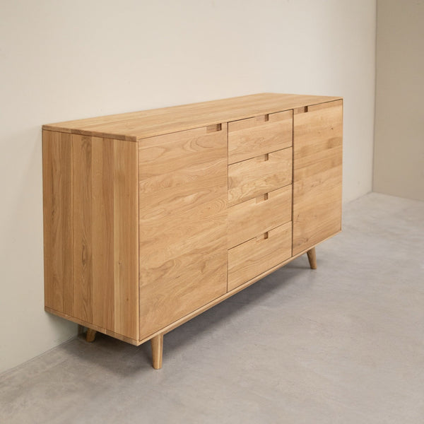 Kommode aus massiver Eiche Escandi Atelier | NordicStory