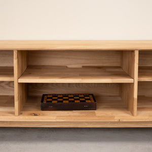 TV-Lowboard aus massiver Eiche Escandi Atelier | NordicStory