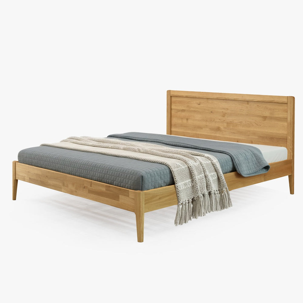 Bett aus massiver Eiche Milan | NordicStory