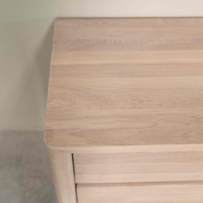 Elsa 30 Eiche Massivholz Couchtisch, 56,4 x 44 x 55 cm, NordicStory