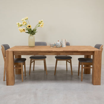 Esstisch aus massiver Eiche Mauritz 3 OakStore NordicStory
