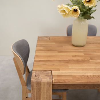 Esstisch aus massiver Eiche Mauritz 3 OakStore NordicStory