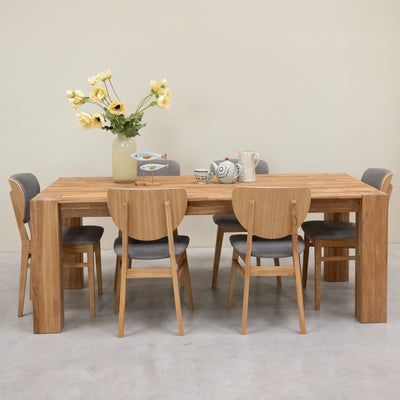 Esstisch aus massiver Eiche Mauritz 3 OakStore NordicStory