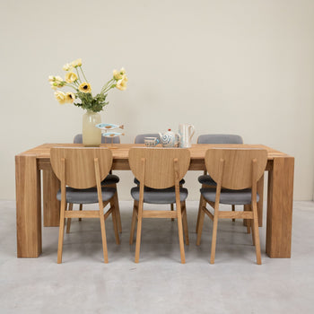 Esstisch aus massiver Eiche Mauritz 3 OakStore NordicStory