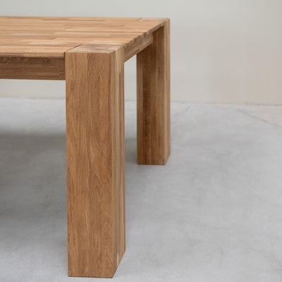 Esstisch aus massiver Eiche Mauritz 3 OakStore NordicStory