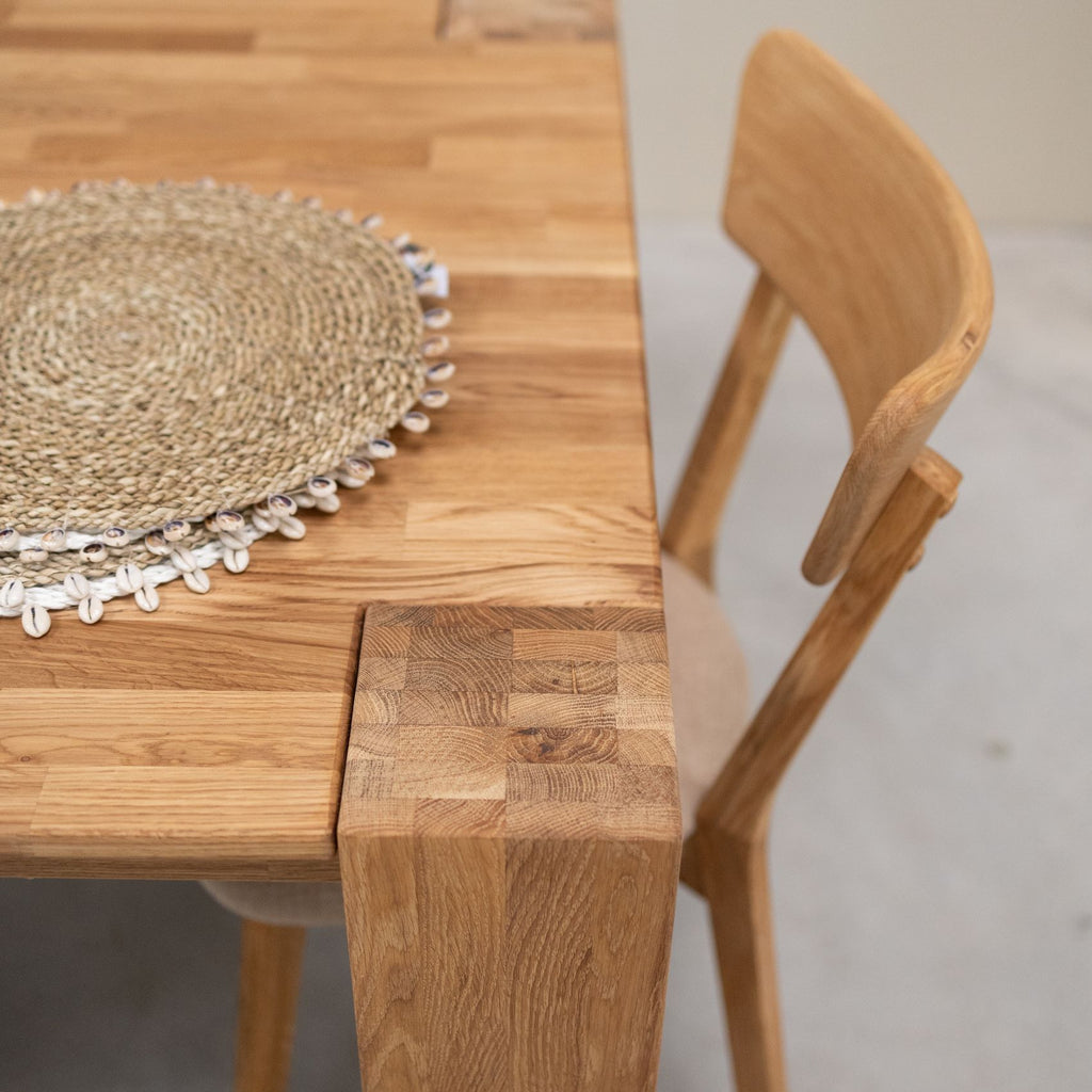 Esstisch aus massiver Eiche Mauritz 3 OakStore NordicStory