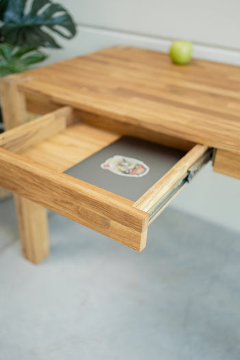 NordicStory Rustikaler Schreibtisch aus massivem, nachhaltigem Eichenholz 