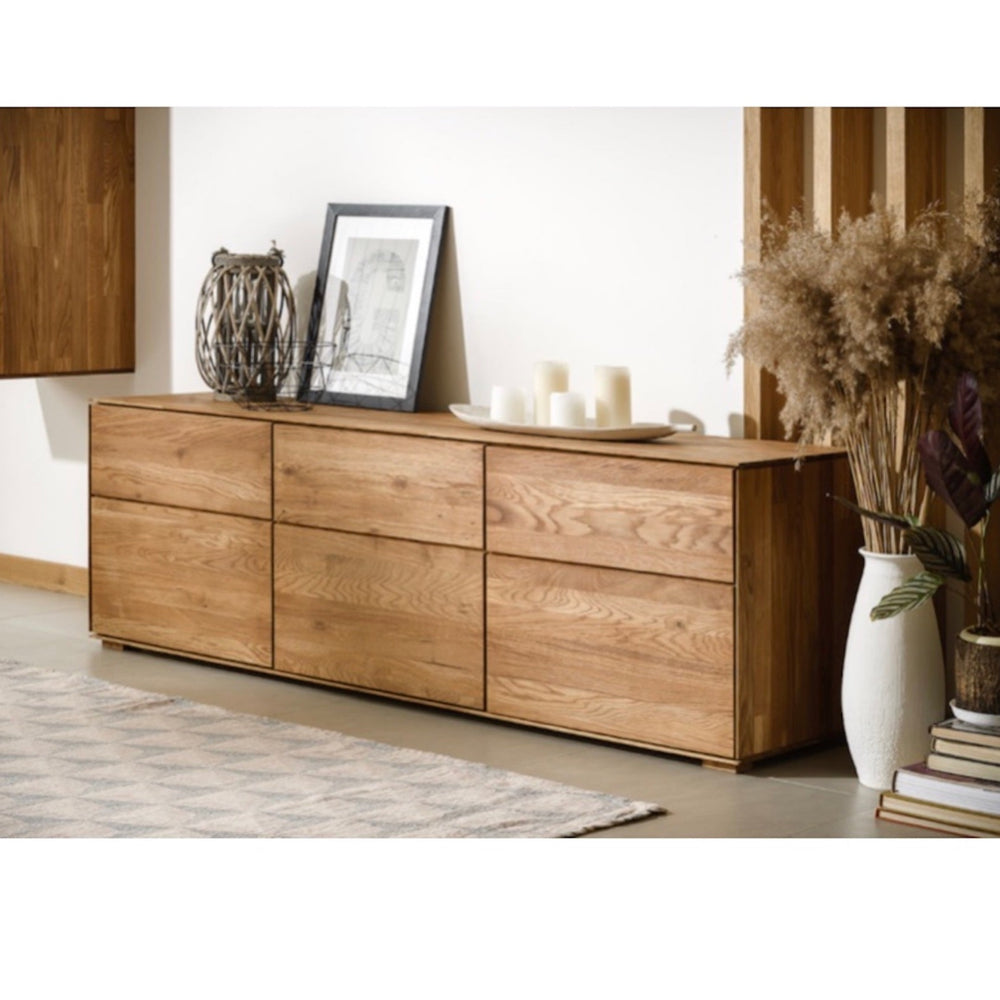 NordicStory TV-Ständer aus massivem Eichenholz 