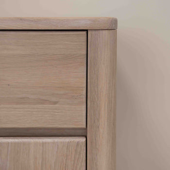 Elsa 2 Kommode Eiche massiv, 102 x 44 x 79 cm | NordicStory